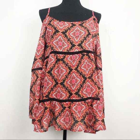 Paper Crane Tops - 3/$20 Paper Crane Cold Shoulder Flowy Blouse